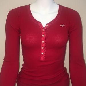 Long sleeve v-cut shirt